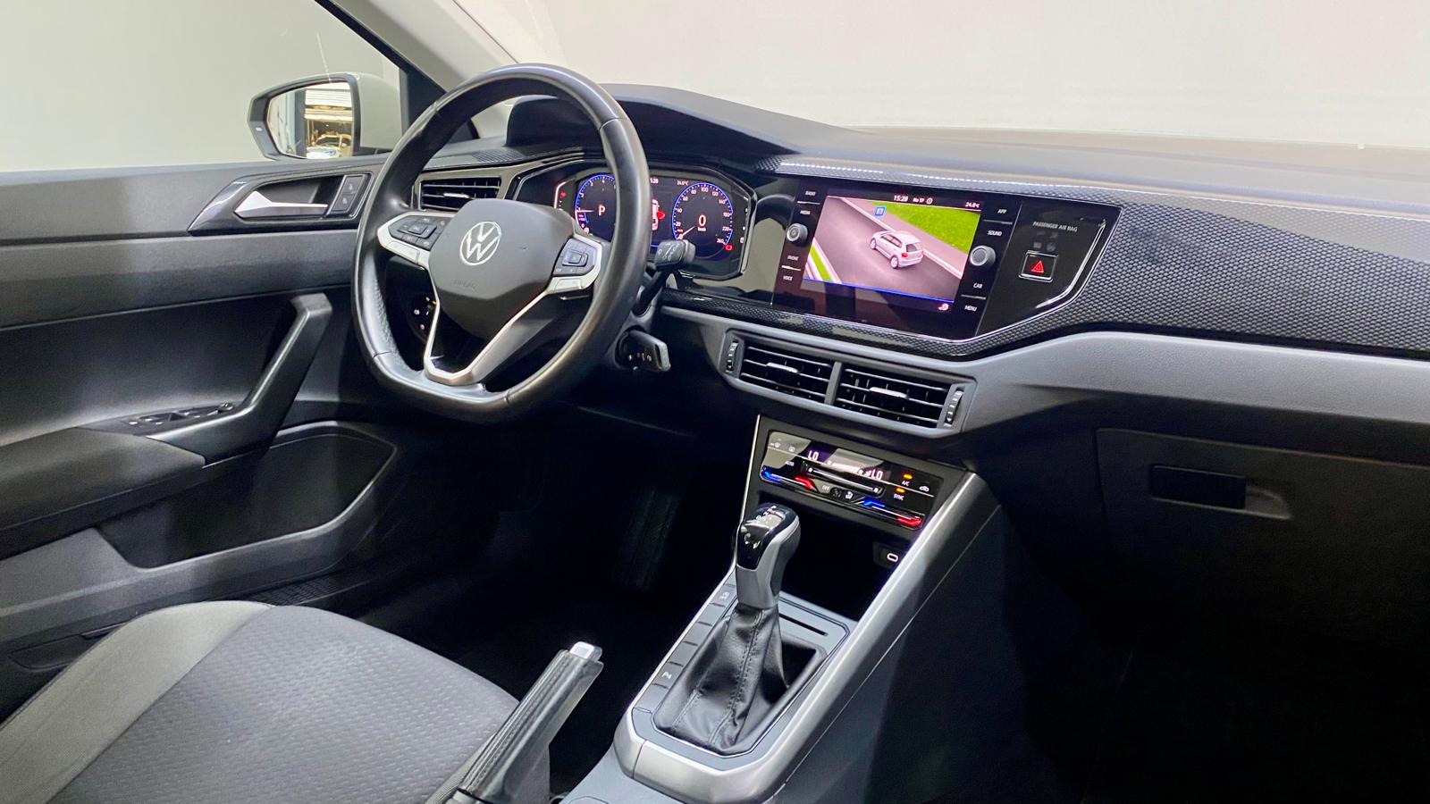 VOLKSWAGEN POLO 21